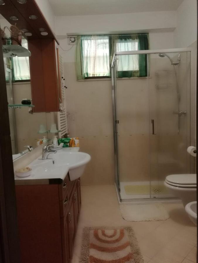 Le Magnolie B&B Roseto Degli Abruzzi Buitenkant foto