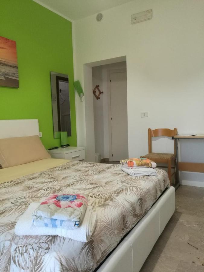 Le Magnolie B&B Roseto Degli Abruzzi Buitenkant foto