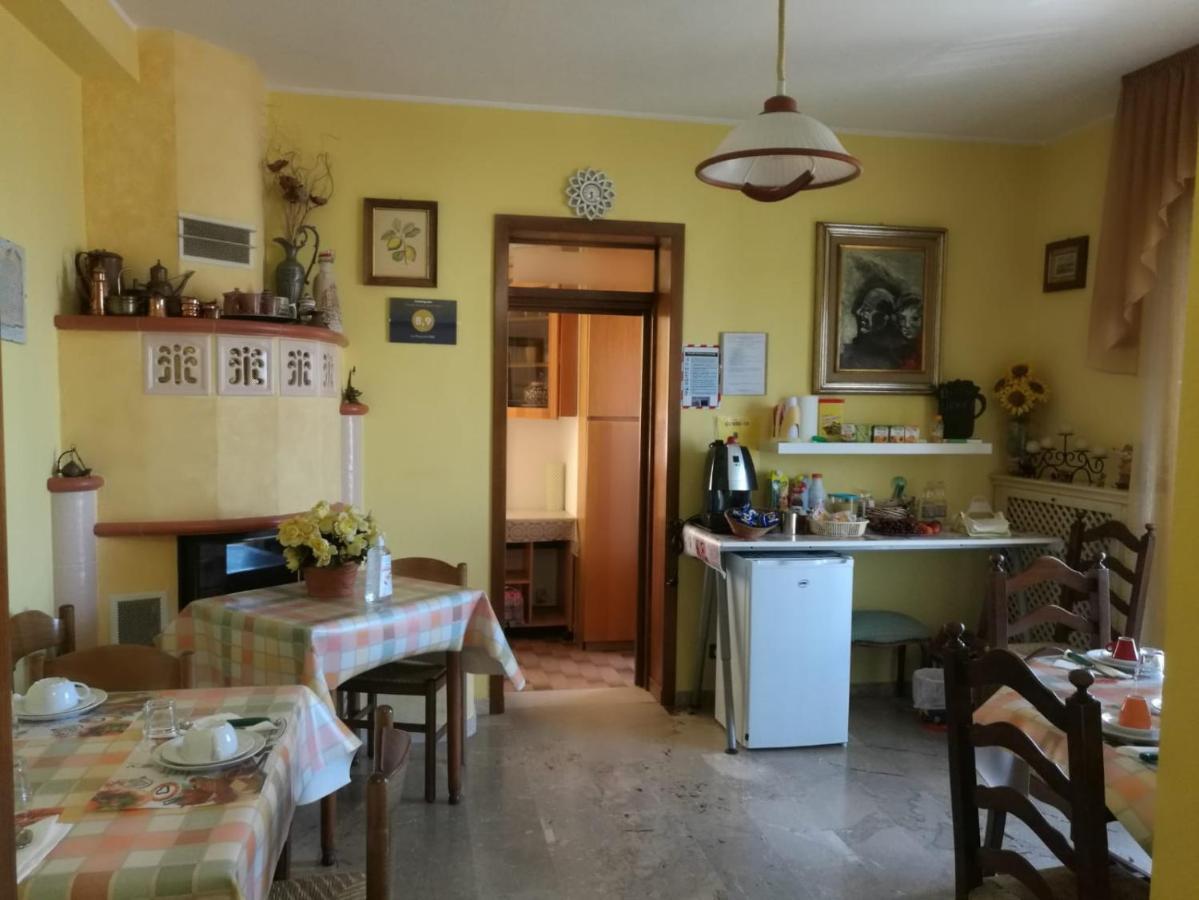 Le Magnolie B&B Roseto Degli Abruzzi Buitenkant foto