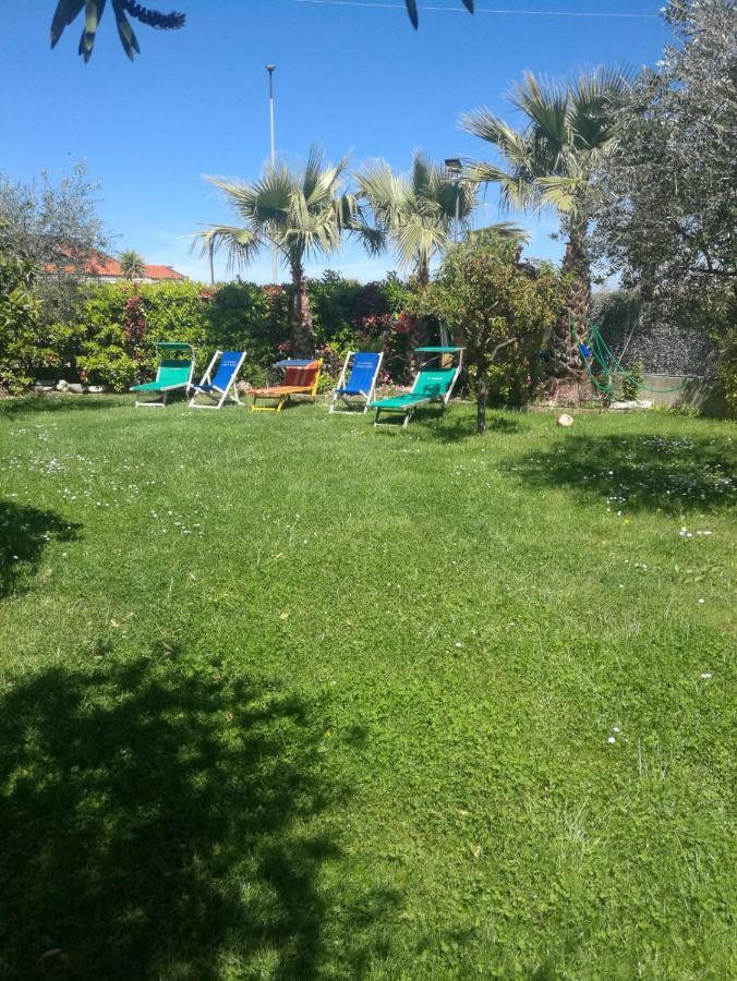 Le Magnolie B&B Roseto Degli Abruzzi Buitenkant foto