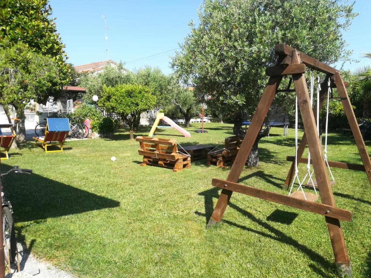 Le Magnolie B&B Roseto Degli Abruzzi Buitenkant foto